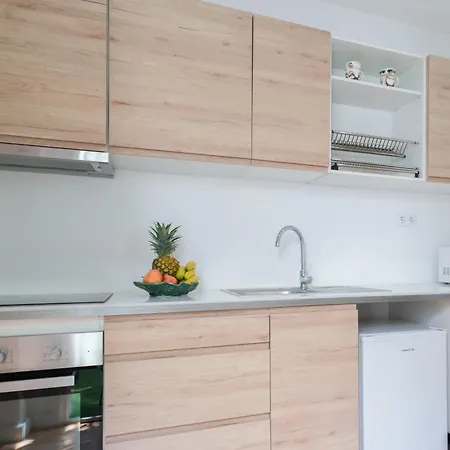 Maria Pia Com Terraco Porto